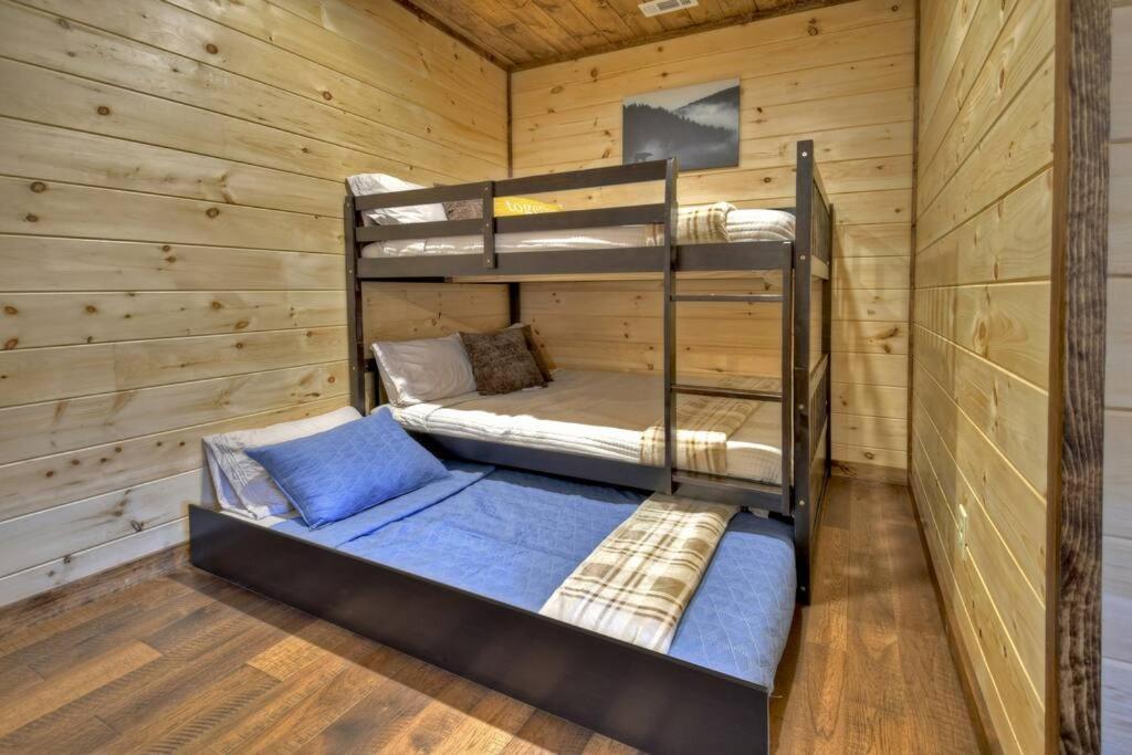 Rosewood Retreat - Hot Tub Fire Pit Pool Table Villa Блу Ридж Екстериор снимка