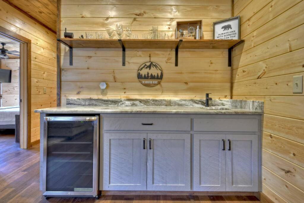 Rosewood Retreat - Hot Tub Fire Pit Pool Table Villa Блу Ридж Екстериор снимка