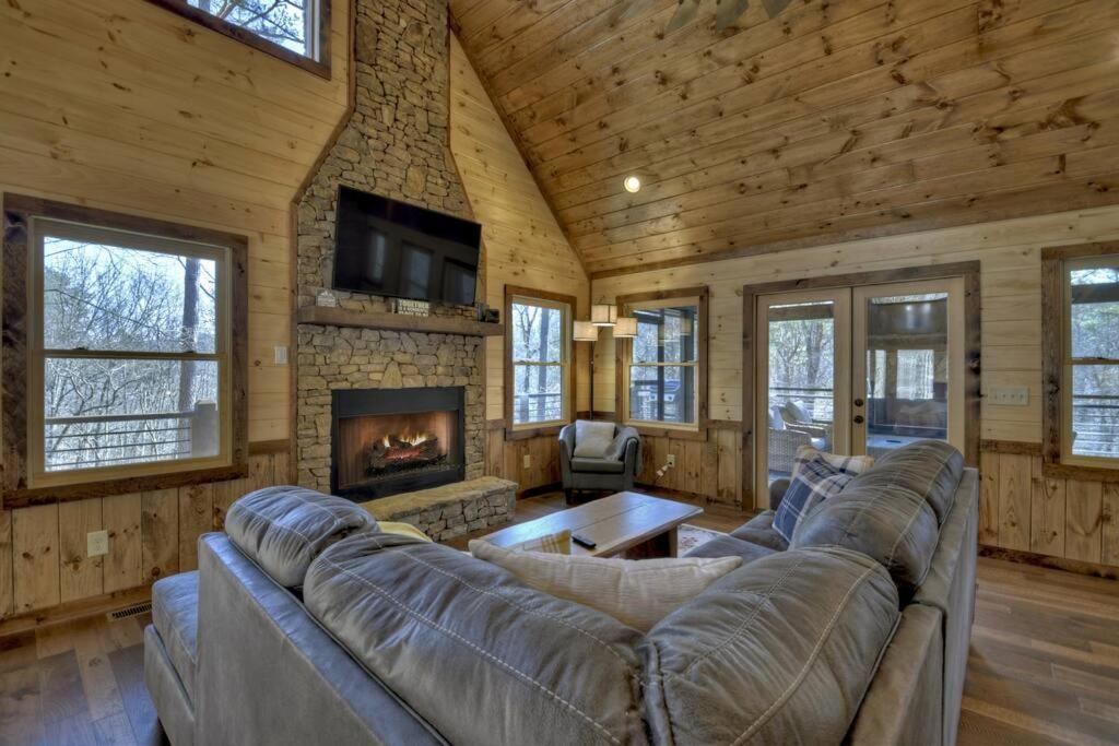 Rosewood Retreat - Hot Tub Fire Pit Pool Table Villa Блу Ридж Екстериор снимка