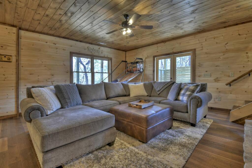 Rosewood Retreat - Hot Tub Fire Pit Pool Table Villa Блу Ридж Екстериор снимка