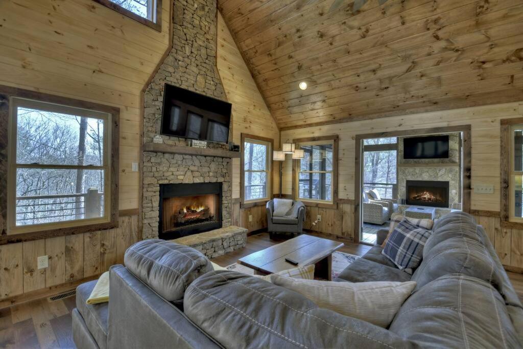 Rosewood Retreat - Hot Tub Fire Pit Pool Table Villa Блу Ридж Екстериор снимка